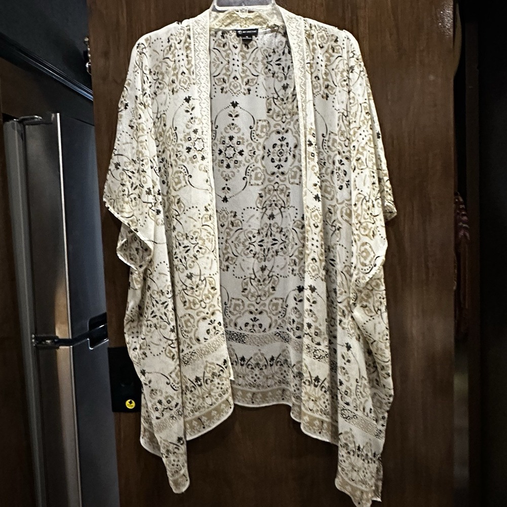 New Directions Coverup Top XL Lace Trimmed Open Front Ivory Tan Summer Layering